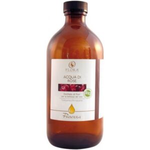 tonico per il viso, acqua aromatica di rose